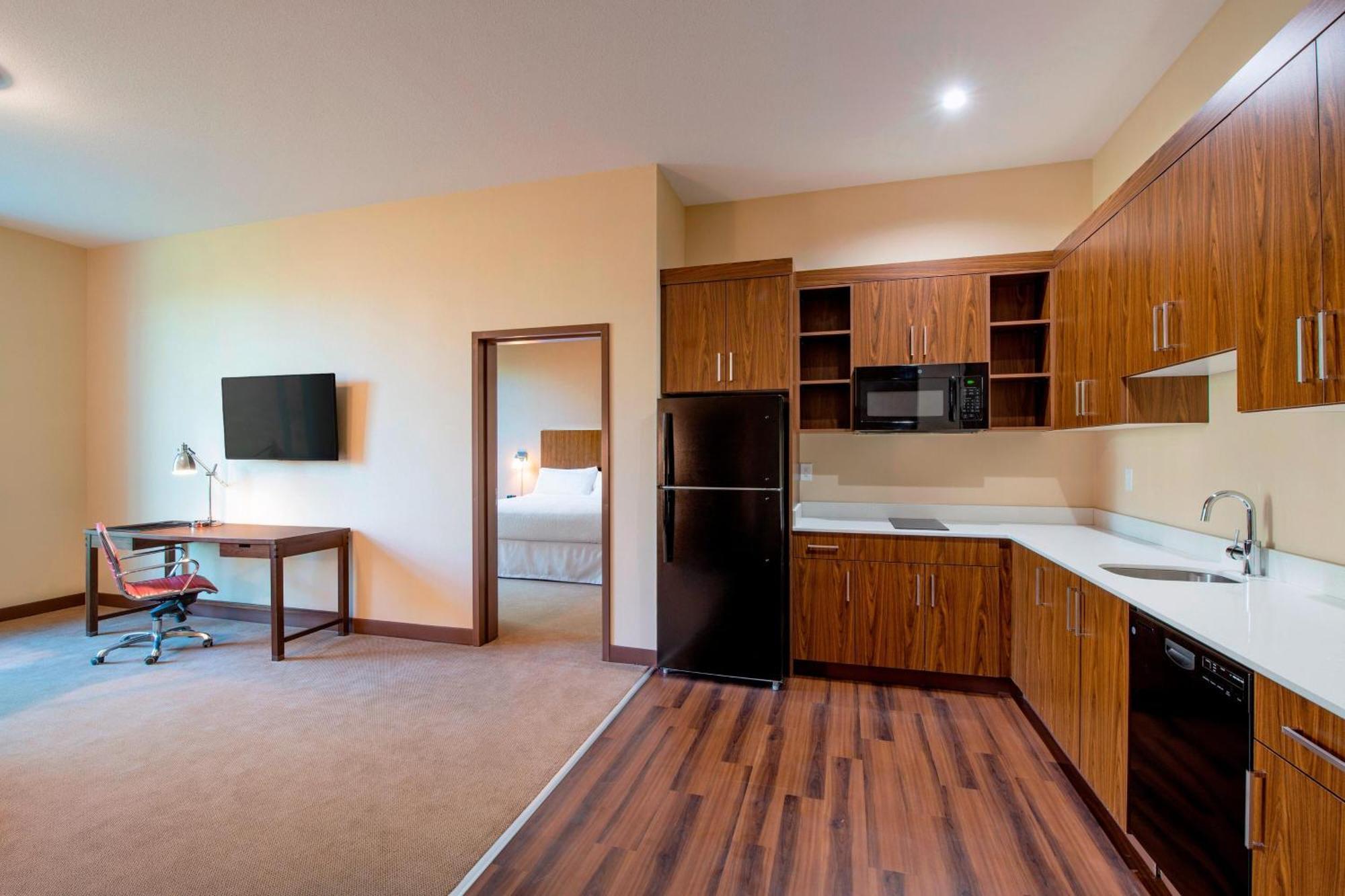 Four Points by Sheraton Grande Prairie Extérieur photo
